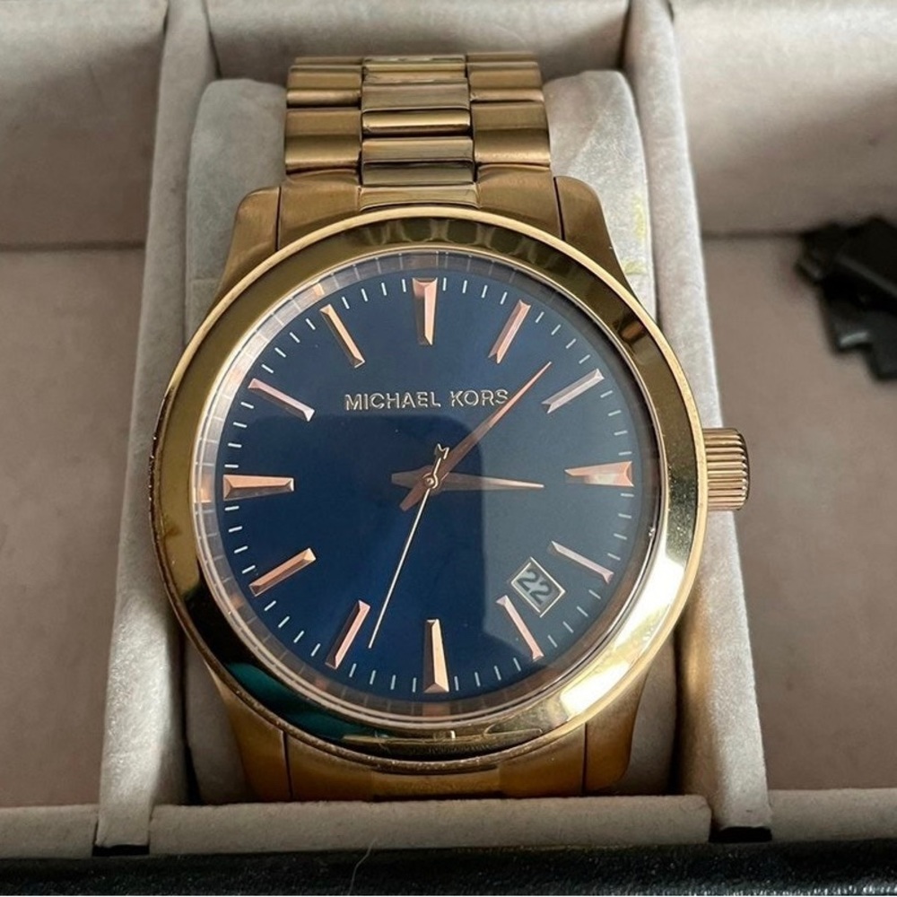Michael Kors copper/rose gold watch!!